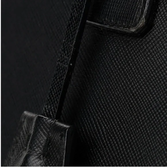 Authentic PRADA Saffiano Lux Large Promenade Tote in Black - Picture 2 of 11